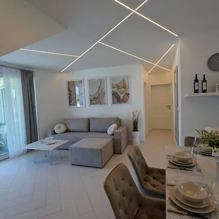 شقة The Luxe Hideaway زادار