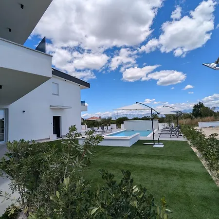 The Luxe Hideaway Apartamento