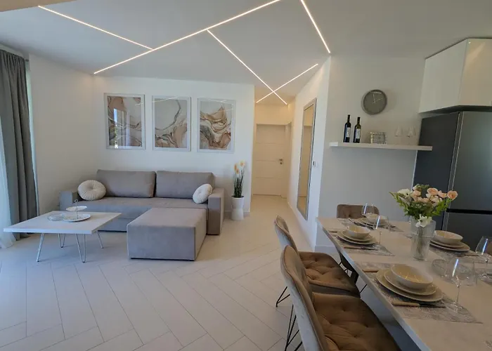 The Luxe Hideaway アパート *