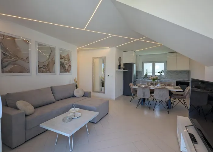 The Luxe Hideaway アパート