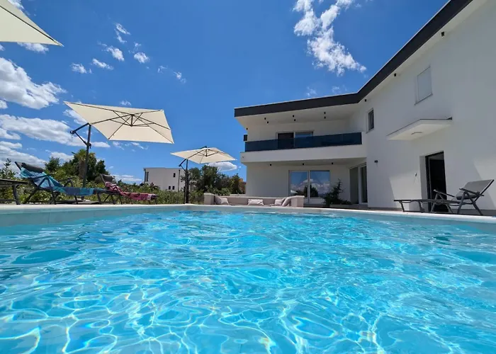 The Luxe Hideaway ザダル